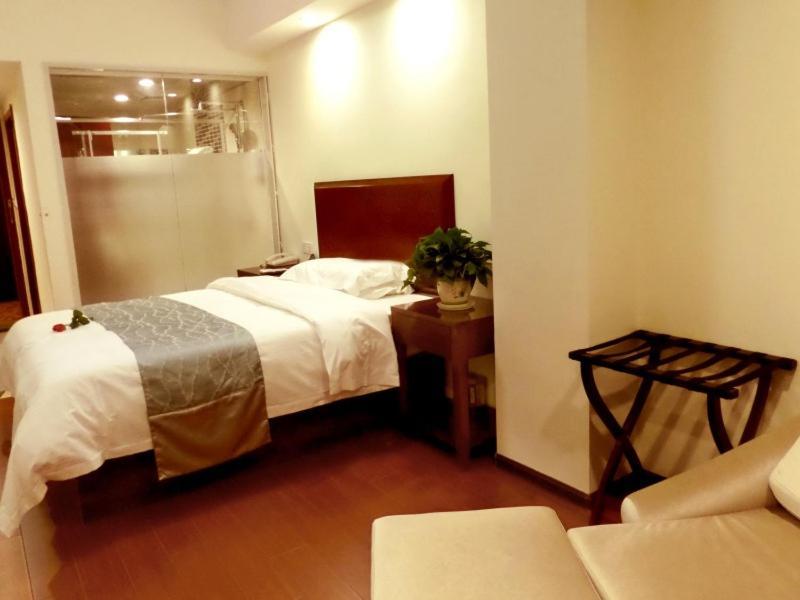 Greentree Inn Jiangxi Jindezhen People Square Jindin Business Hotel Jingdezhen Εξωτερικό φωτογραφία